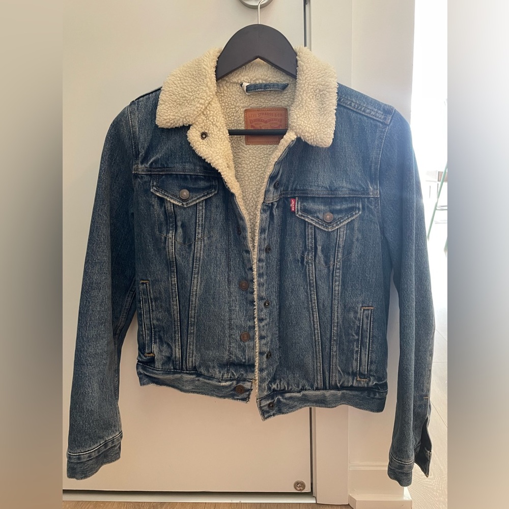 Levi’s Sherpa trucker jacket